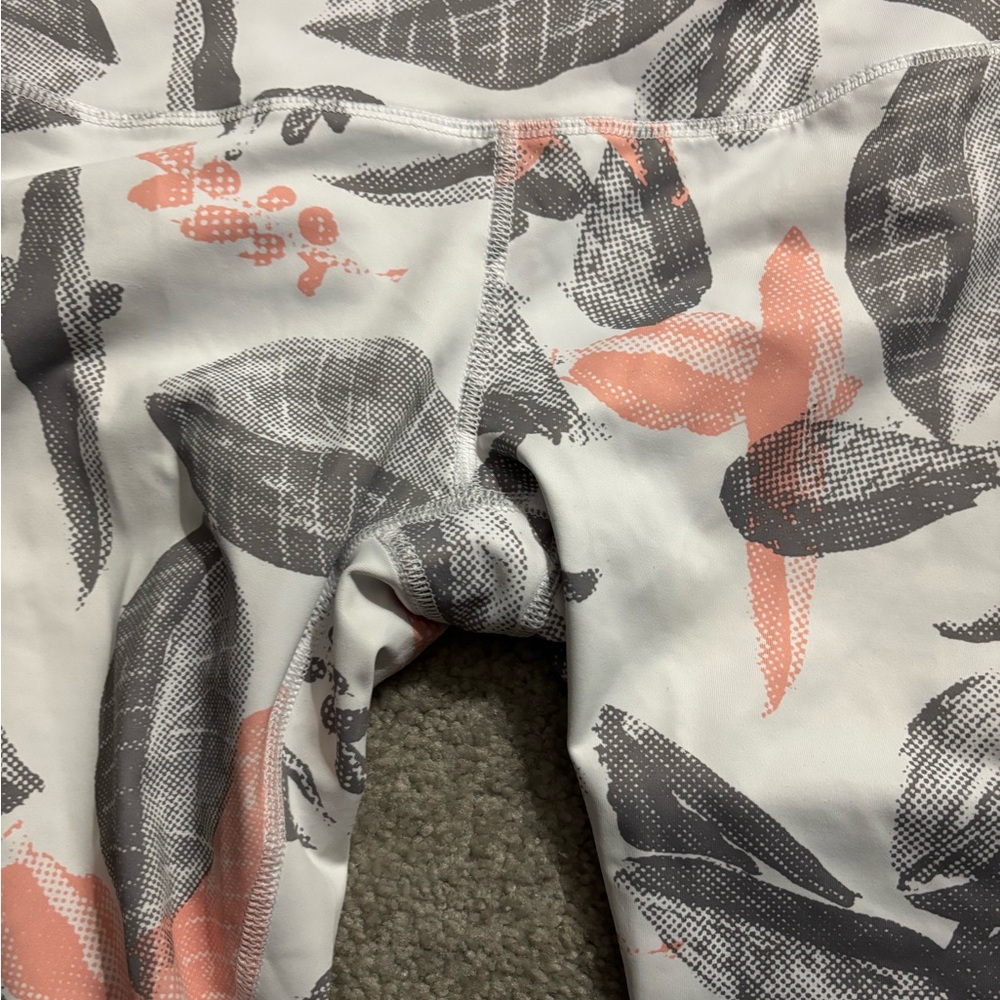 Floral Print Leggings - Gray and Pink
